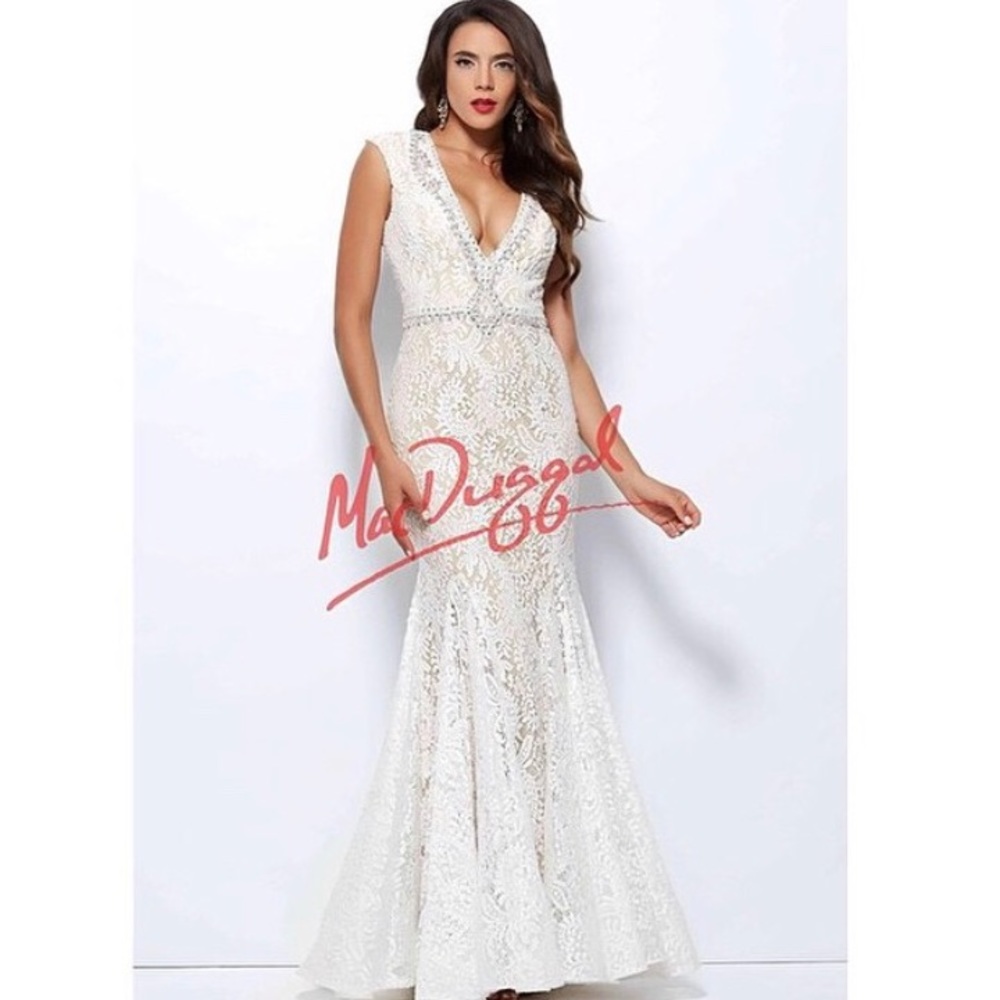 Mac Duggal White Lace Dress